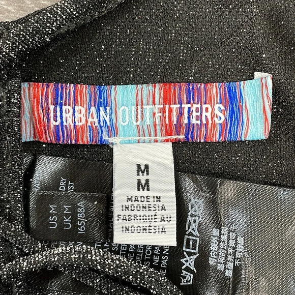 NWT Urban Outfitters Backless Crop Top Black Metallic Silver Strappy Tie Back M - Picture 9 of 13